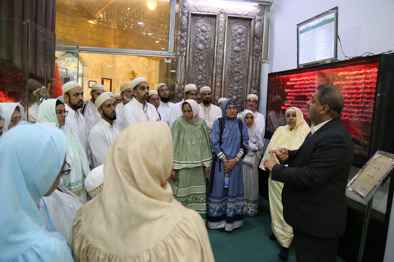 من مدغشقر والجزر الفرنسية الى الامام الحسين (عليه السلام)